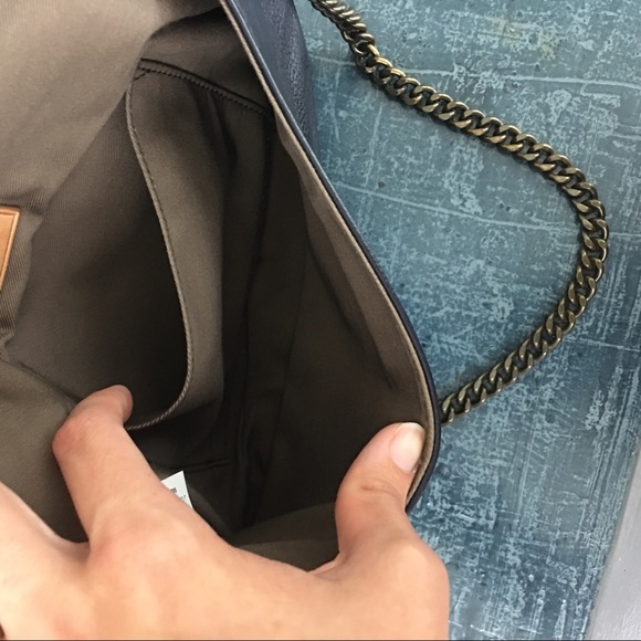 J Crew Green Blue Leather Envelope Chain Purse - Picture 8 of 8